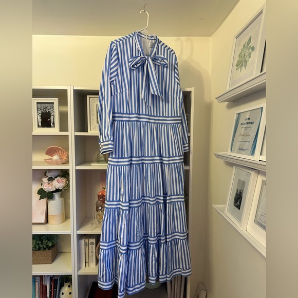 Dainty Jewells Dresses & Skirts - Dainty Jewells Blue and White Striped Long Sleeve Dress